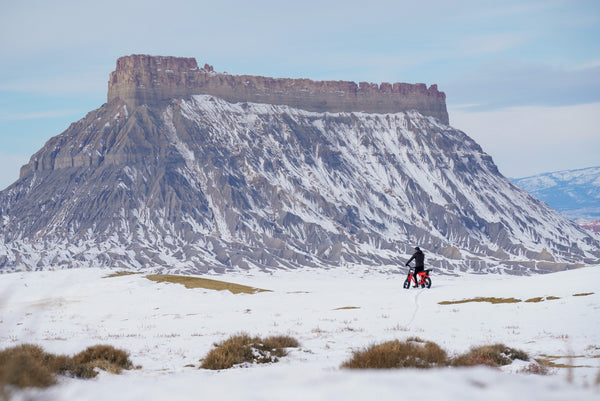 Tips for Riding an Electric Snow Bike